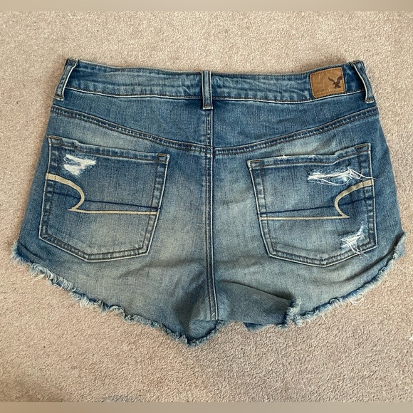 American Eagle Size 10 Denim Shorts - Picture 2 of 2